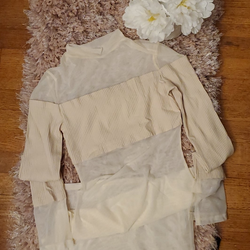 Fashion nova. top dress and short, set